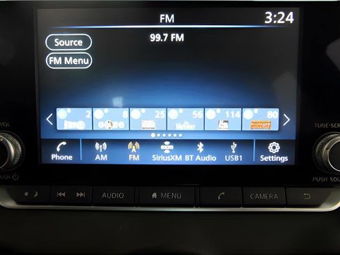 Used 2024 Nissan Sentra SR w/ SR Premium Package FWD image 17