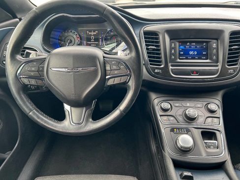 Used 2015 Chrysler 200 S w/ Comfort Group image 14