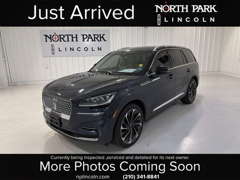 Used 2022 Lincoln Aviator Reserve w/ Equipment Group 201A AWD/4WD image 1
