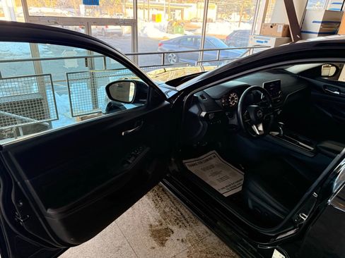 Used 2020 Nissan Altima 2.5 SR image 10