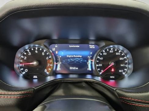 Used 2025 Jeep Compass Trailhawk AWD/4WD image 13