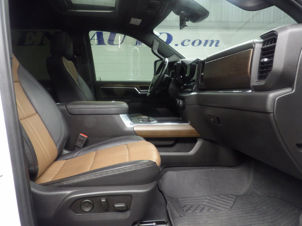 Used 2024 Chevrolet Silverado 2500 High Country w/ High Country Premium Package AWD/4WD image 33