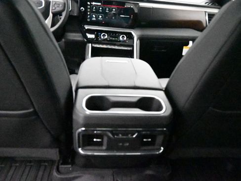 New 2026 GMC Sierra 3500 Denali w/ Denali Reserve Package image 20