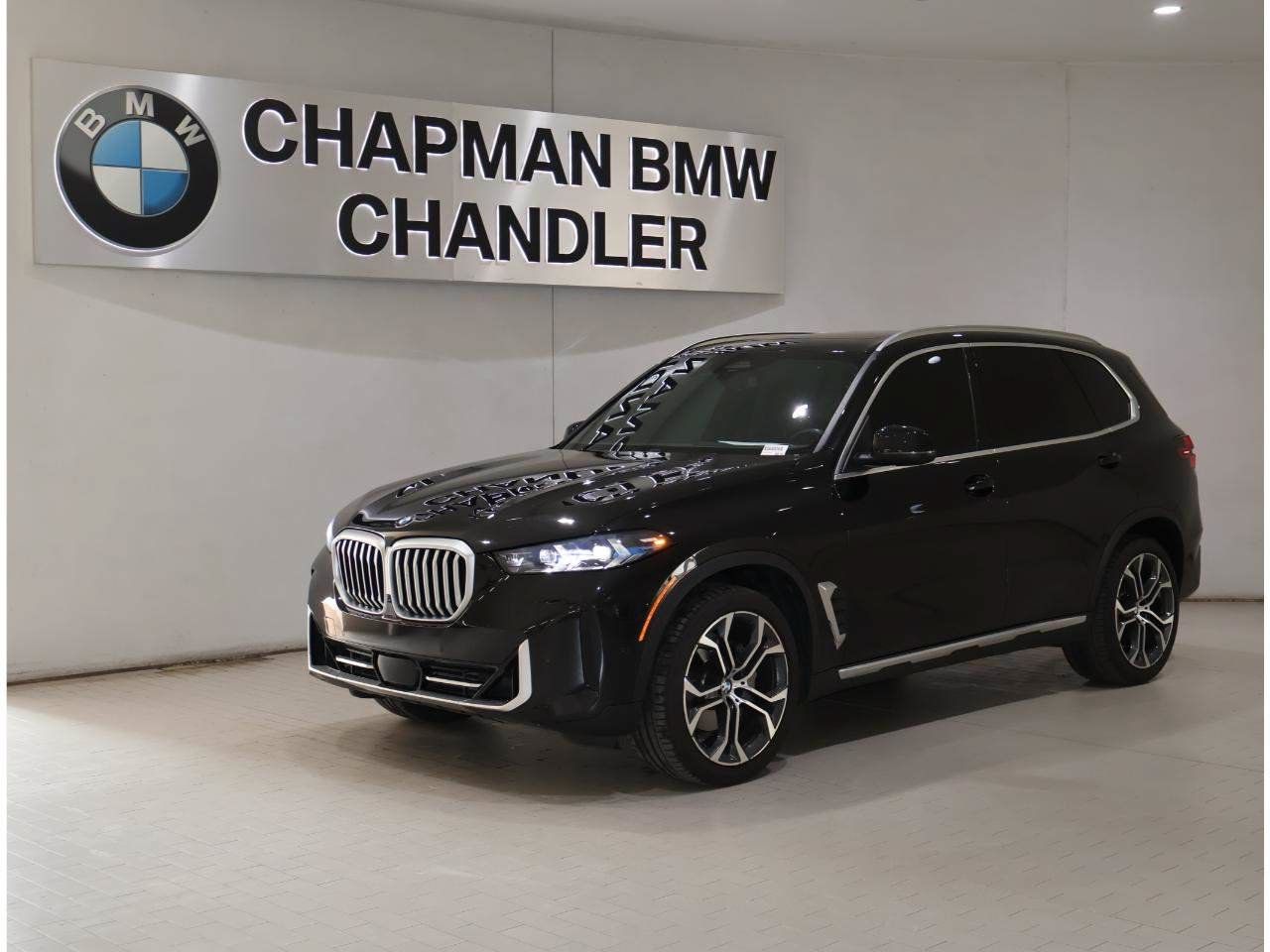 Used 2025 BMW X5 sDrive40i w/ Climate Comfort Package RWD image 1