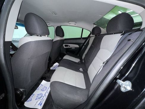 Used 2013 Chevrolet Cruze LS FWD image 24