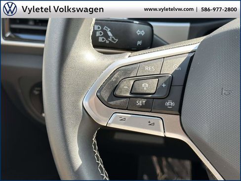 Certified 2023 Volkswagen Atlas Cross Sport SE image 23