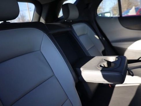 Used 2018 Chevrolet Equinox Premier image 31