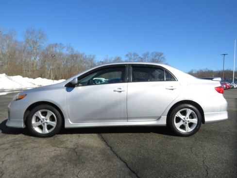 Used 2012 Toyota Corolla S image 8