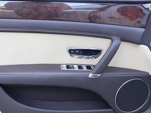 Certified 2018 Bentley Flying Spur S V8 AWD/4WD image 12