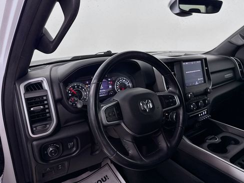 Used 2022 RAM 1500 Big Horn AWD/4WD image 9
