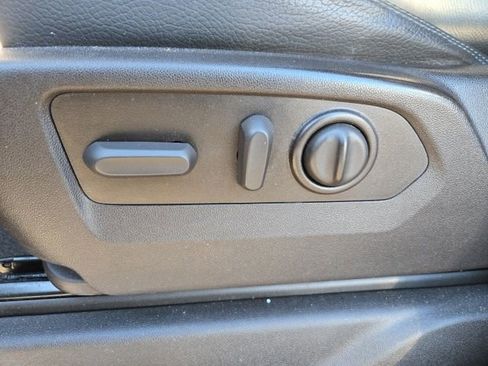 Used 2021 GMC Sierra 1500 Denali w/ Technology Package image 9