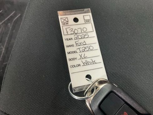 New 2025 Ford Transit 250 Base image 14