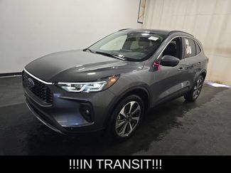 Used 2024 Ford Escape Platinum video 1