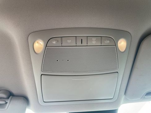 Used 2020 Nissan Rogue S w/ Special Edition Package FWD image 22