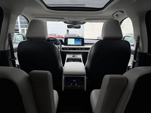 New 2026 Lincoln Aviator Reserve image 23