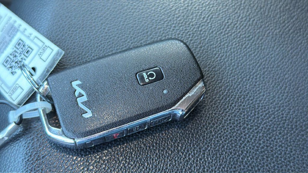 Used 2024 Kia Sportage SX FWD image 26