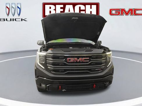 Used 2026 GMC Sierra 1500 AT4 w/ AT4 Premium Package AWD/4WD image 9