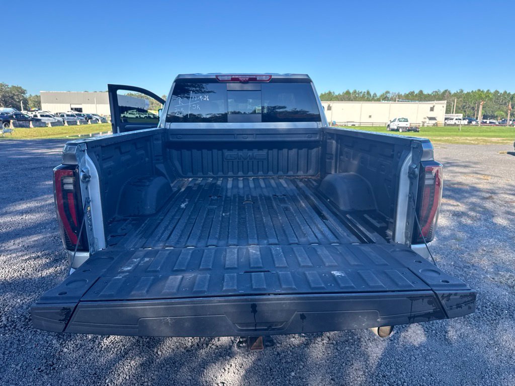 Used 2026 GMC Sierra 3500 AT4 w/ AT4 Premium Plus Package AWD/4WD image 15