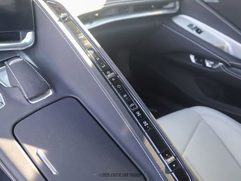 Used 2022 Chevrolet Corvette Stingray Coupe w/ 1LT image 32