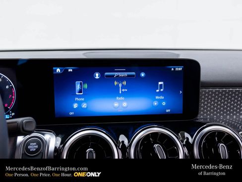 New 2026 Mercedes-Benz GLB 250 4MATIC image 25