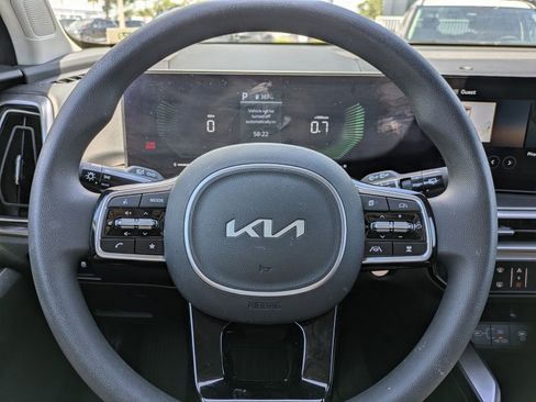 Certified 2025 Kia Sorento LX FWD image 20