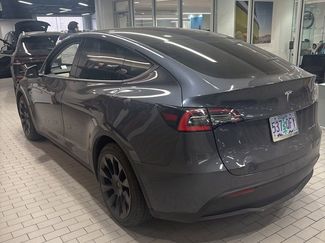 Used 2020 Tesla Model Y Long Range video 2