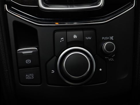 Used 2020 MAZDA CX-5 Touring image 12