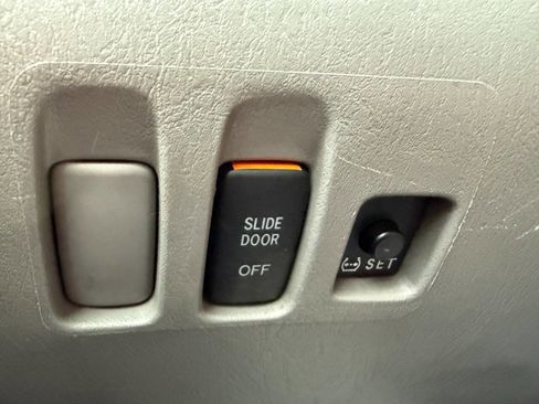 Used 2006 Toyota Sienna LE image 26