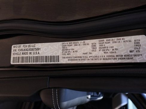 Used 2025 Jeep Grand Cherokee L Altitude AWD/4WD image 49