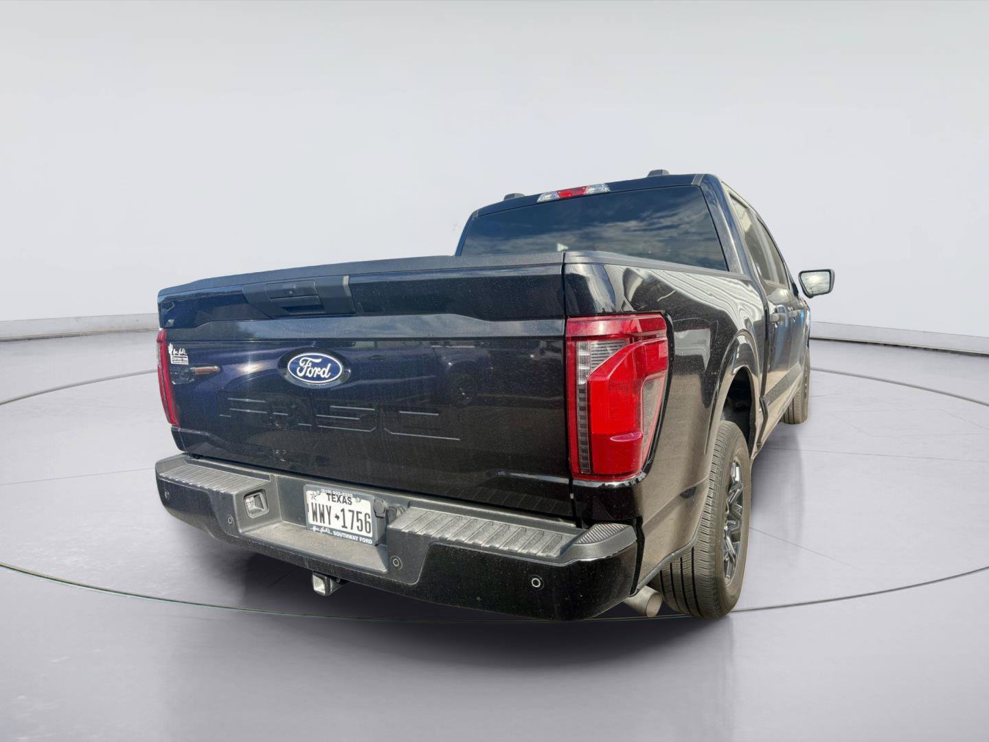 Used 2025 Ford F150 STX RWD image 3