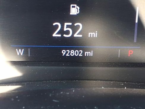 Used 2019 Cadillac XT4 Luxury FWD image 21