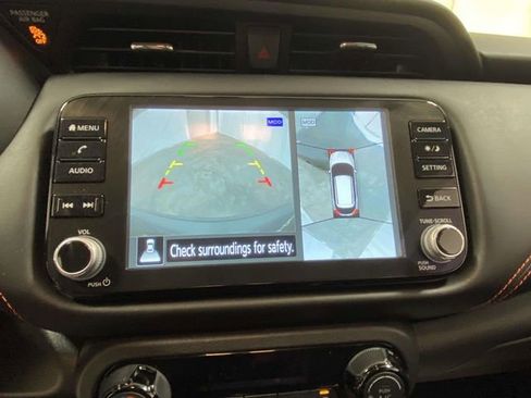 Used 2024 Nissan Kicks SR image 16