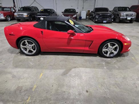 Used 2007 Chevrolet Corvette Convertible w/ Preferred Equipment Group image 15
