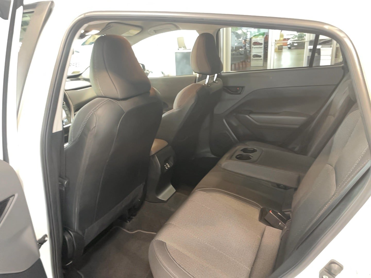 Used 2024 Subaru Crosstrek 2.0i Premium AWD/4WD image 14