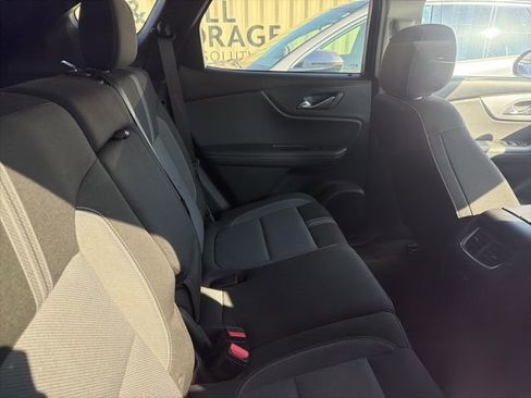 Used 2025 Chevrolet Blazer LT image 12