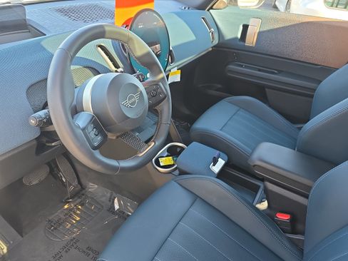 Certified 2025 MINI Cooper Countryman S image 19