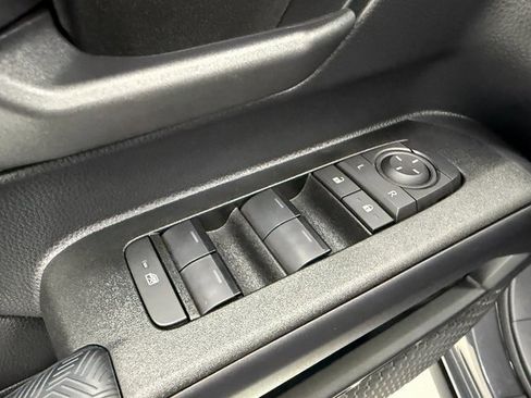 Used 2025 Toyota 4Runner SR5 image 29