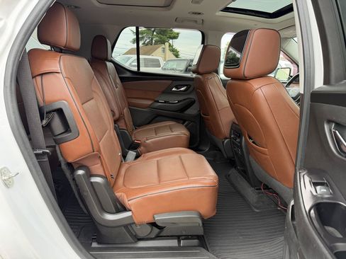 Used 2020 Chevrolet Traverse High Country AWD/4WD image 21