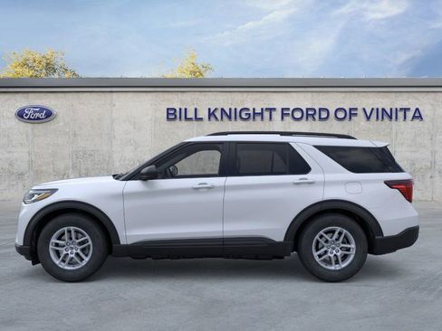 New 2026 Ford Explorer Active w/ Active Comfort Package image 3