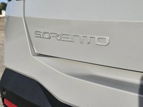New 2026 Kia Sorento S AWD/4WD image 6