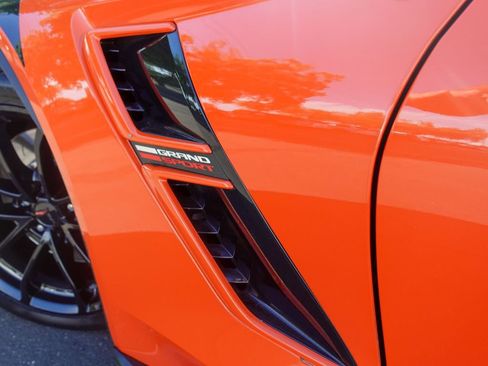 Used 2019 Chevrolet Corvette Grand Sport image 11