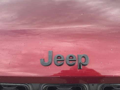 Certified 2022 Jeep Grand Cherokee L Limited w/ Black Appearance Package AWD/4WD image 10