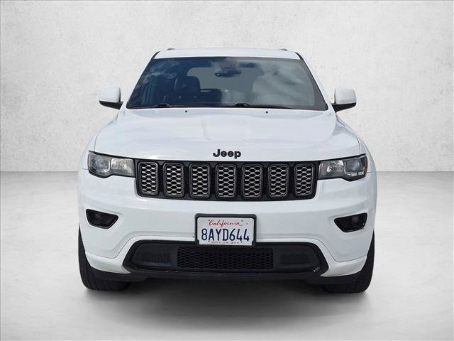 Used 2018 Jeep Grand Cherokee Altitude AWD/4WD image 2