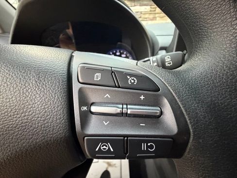 Used 2023 Hyundai Kona SEL AWD/4WD image 34