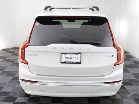 Used 2024 Volvo XC90 B6 Ultimate w/ Protection Package Premier AWD/4WD image 19