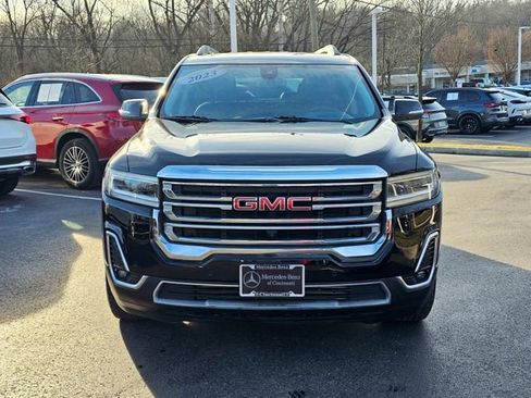 Used 2023 GMC Acadia SLT w/ Technology Package image 4