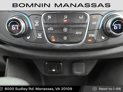 Used 2023 Chevrolet Traverse LT AWD/4WD image 21