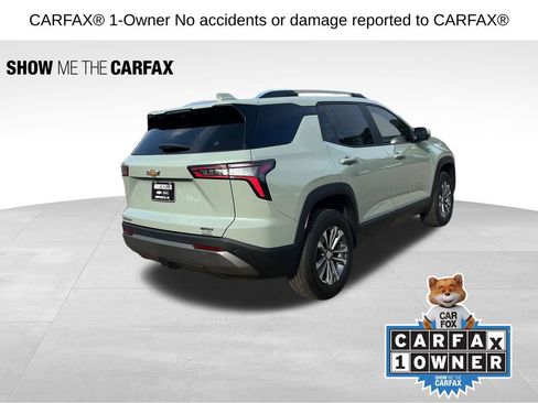 Used 2025 Chevrolet Equinox LT w/ Convenience Package II image 3