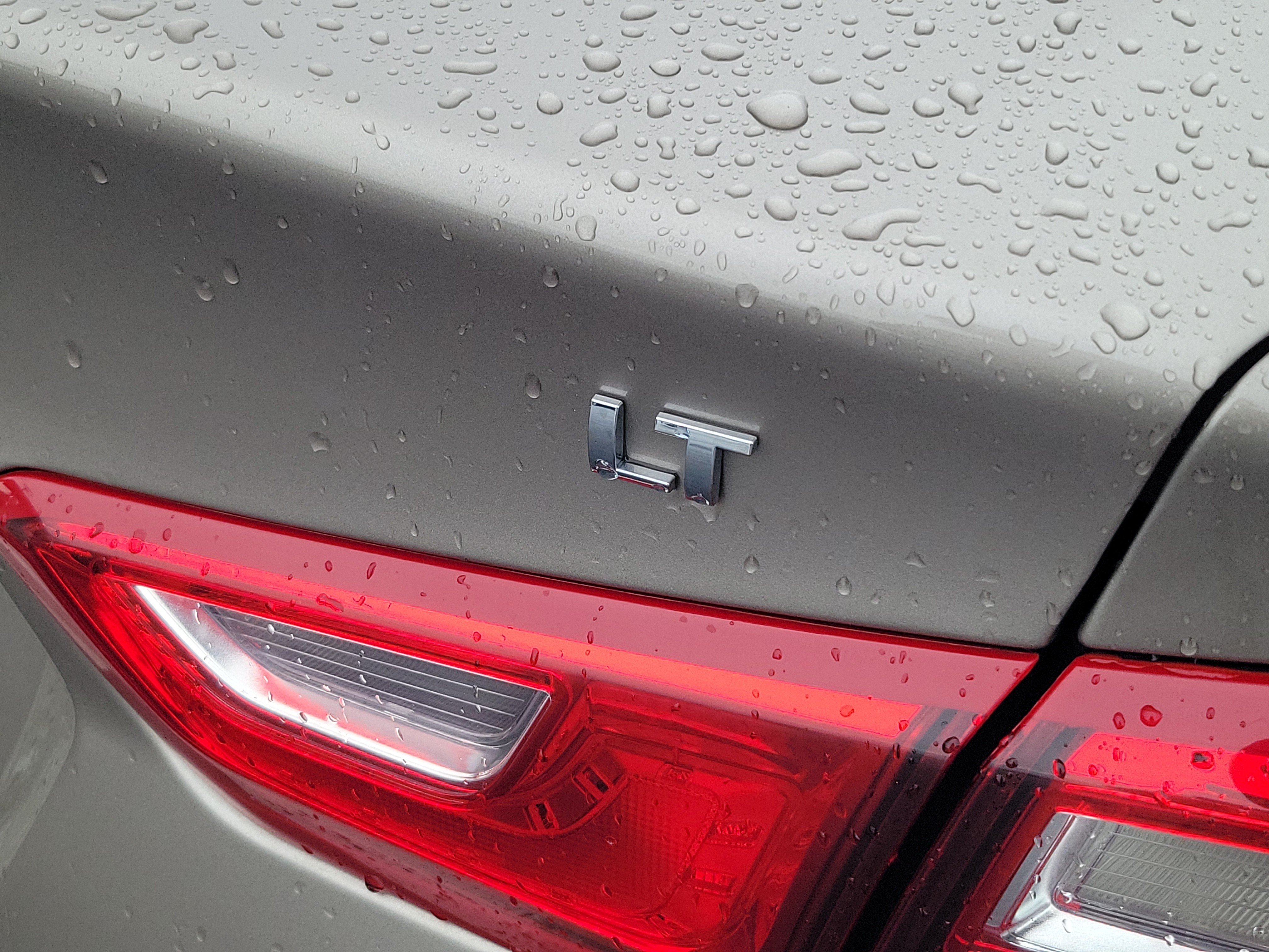 Used 2024 Chevrolet Malibu LT FWD image 5