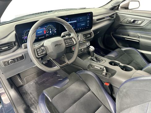 Used 2025 Ford Mustang Dark Horse RWD image 9